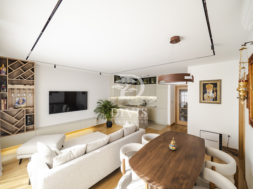 Slika 8 - Šumatovačka, Četvorosoban stan na prodaju, 86m2, 385.000€